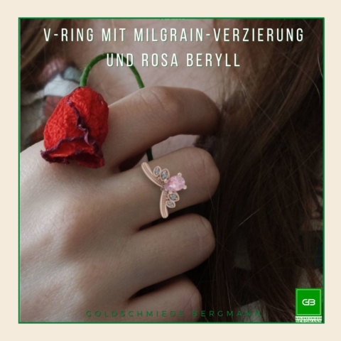verspielter V-Ring mit einer Spitze, Milgrainverzierung, Brillanten und einem rosa Turmalin in Rosegold